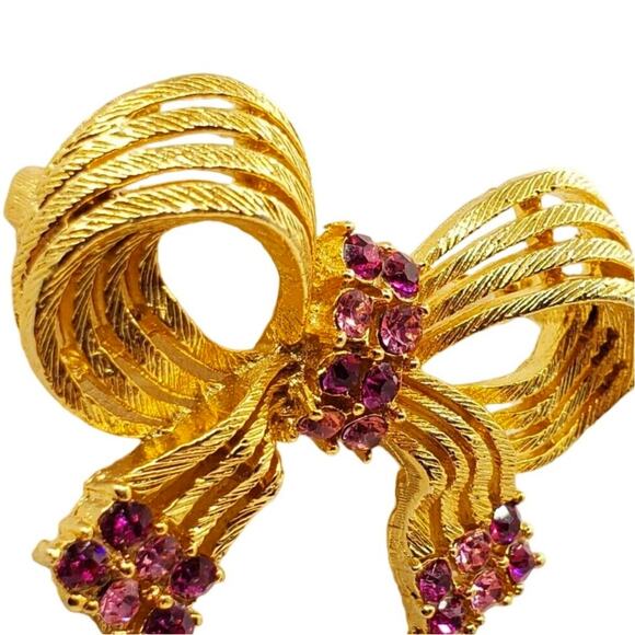Lisner Gold Bow Brooch Magenta Pink Rhinestone Ribbon Pin Vintage Signed - Picture 3 of 5